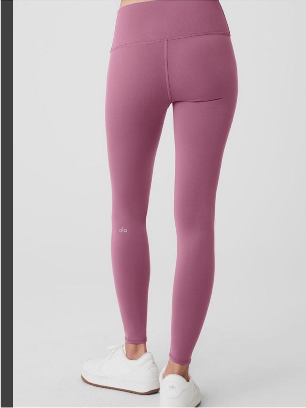 ALO Yoga Mulberry High-Rise Leggings- size M